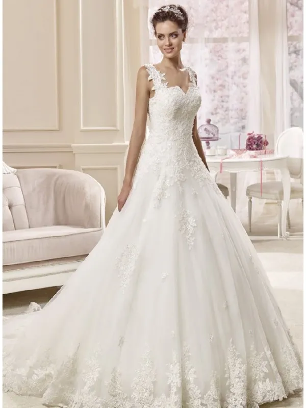 Abito da Sposa A Line in pizzo con spalline ricamate e punti luce colore su colore