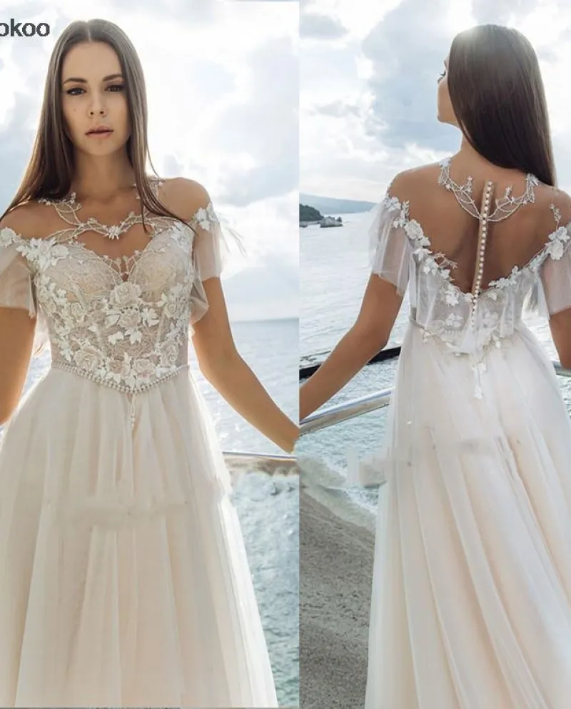 Abito da sposa in tulle a una linea squisita applique con bottoni sul retro