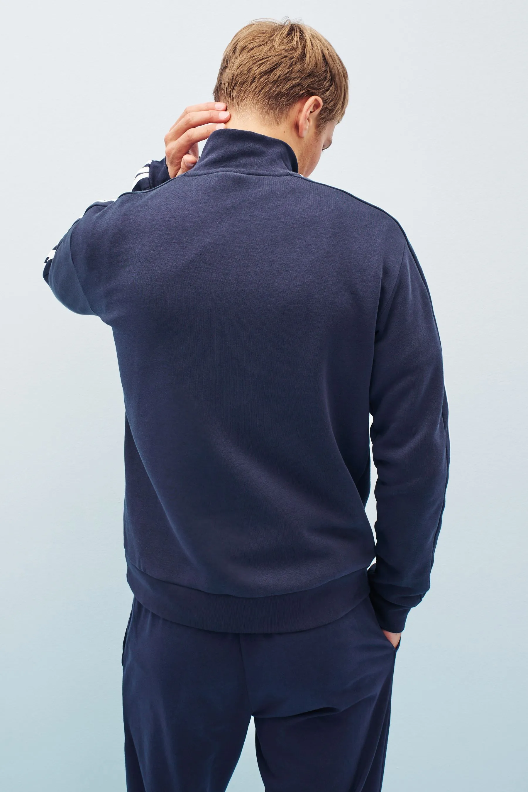adidas Essentials Fleece 3-Stripes 1/4-Zip Sweatshirt