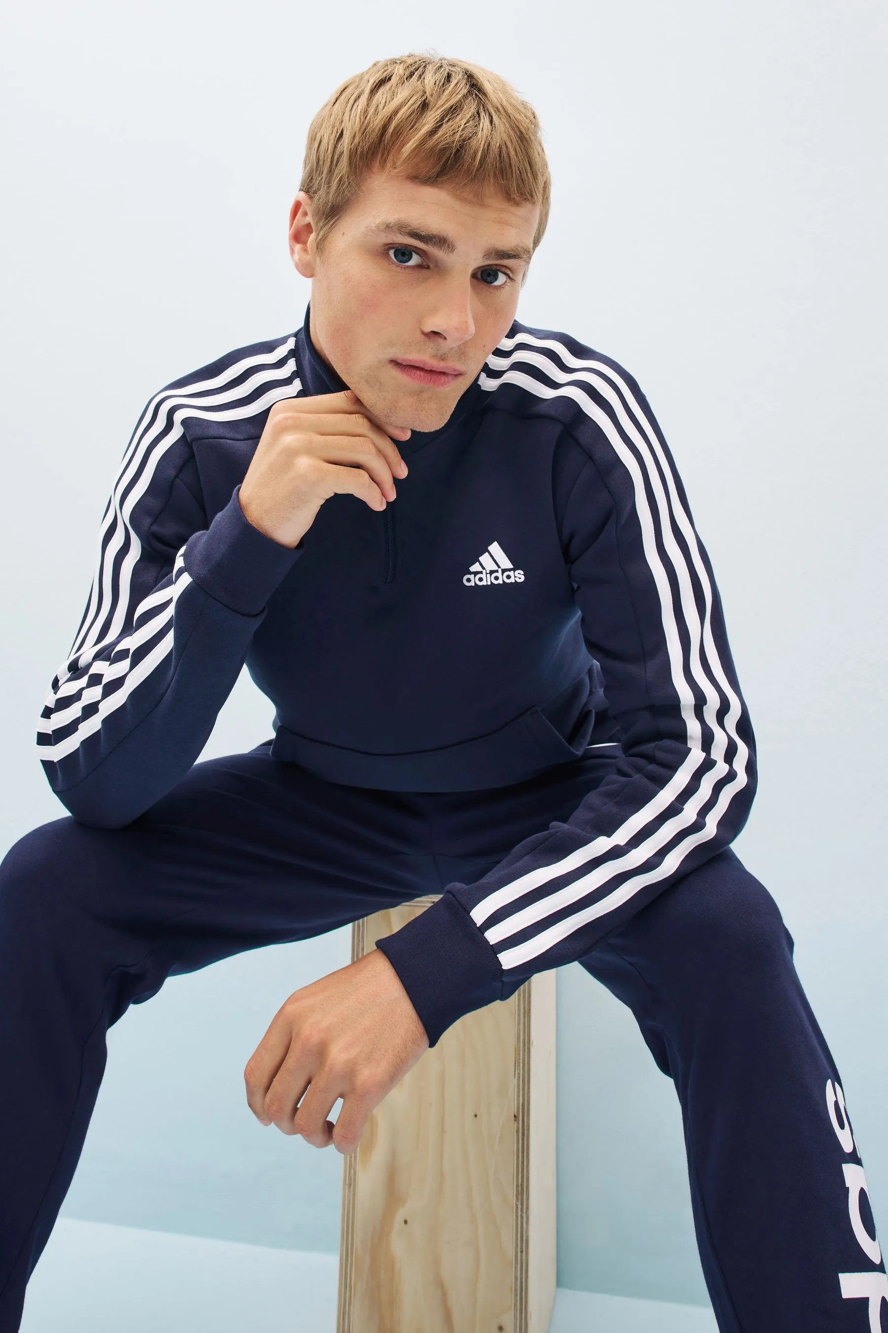 adidas Essentials Fleece 3-Stripes 1/4-Zip Sweatshirt
