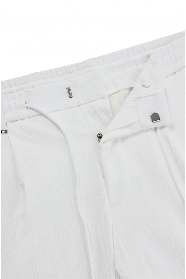 Boss - Hugo Boss Boss - Hugo Boss pantaloni relaxed fit in seersucker di misto cotone
