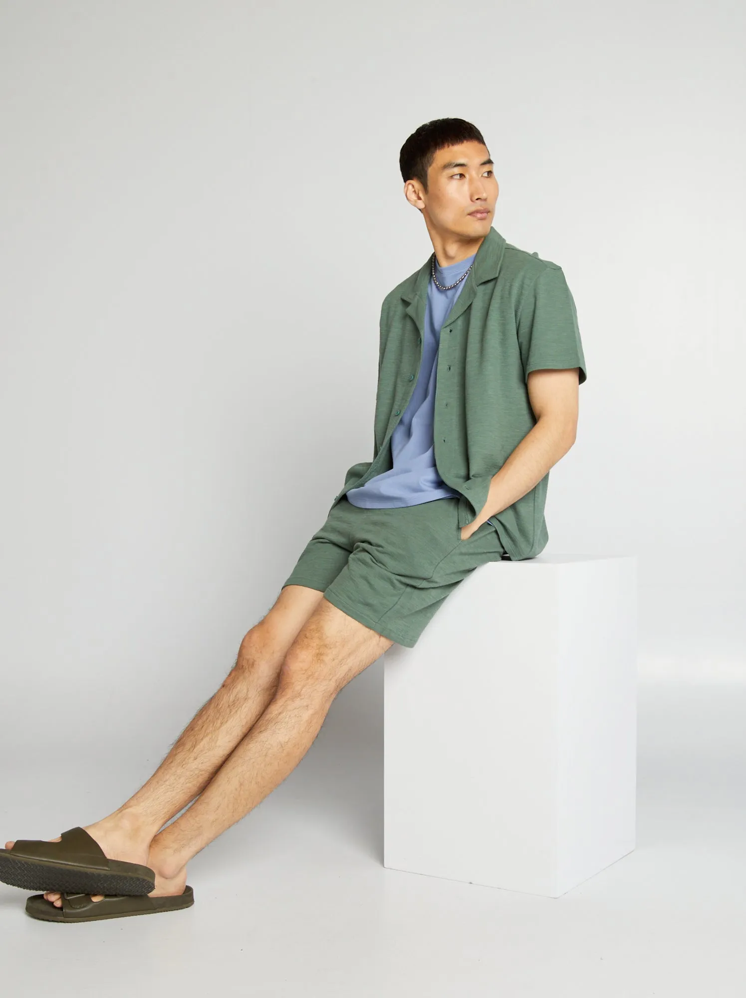 Camicia con collo a polo e maniche corte - VERDE