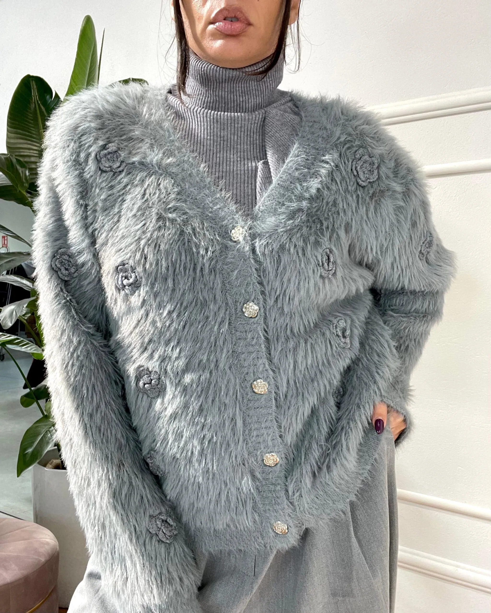 CARDIGAN ROSE A RILIEVO 199 grigio