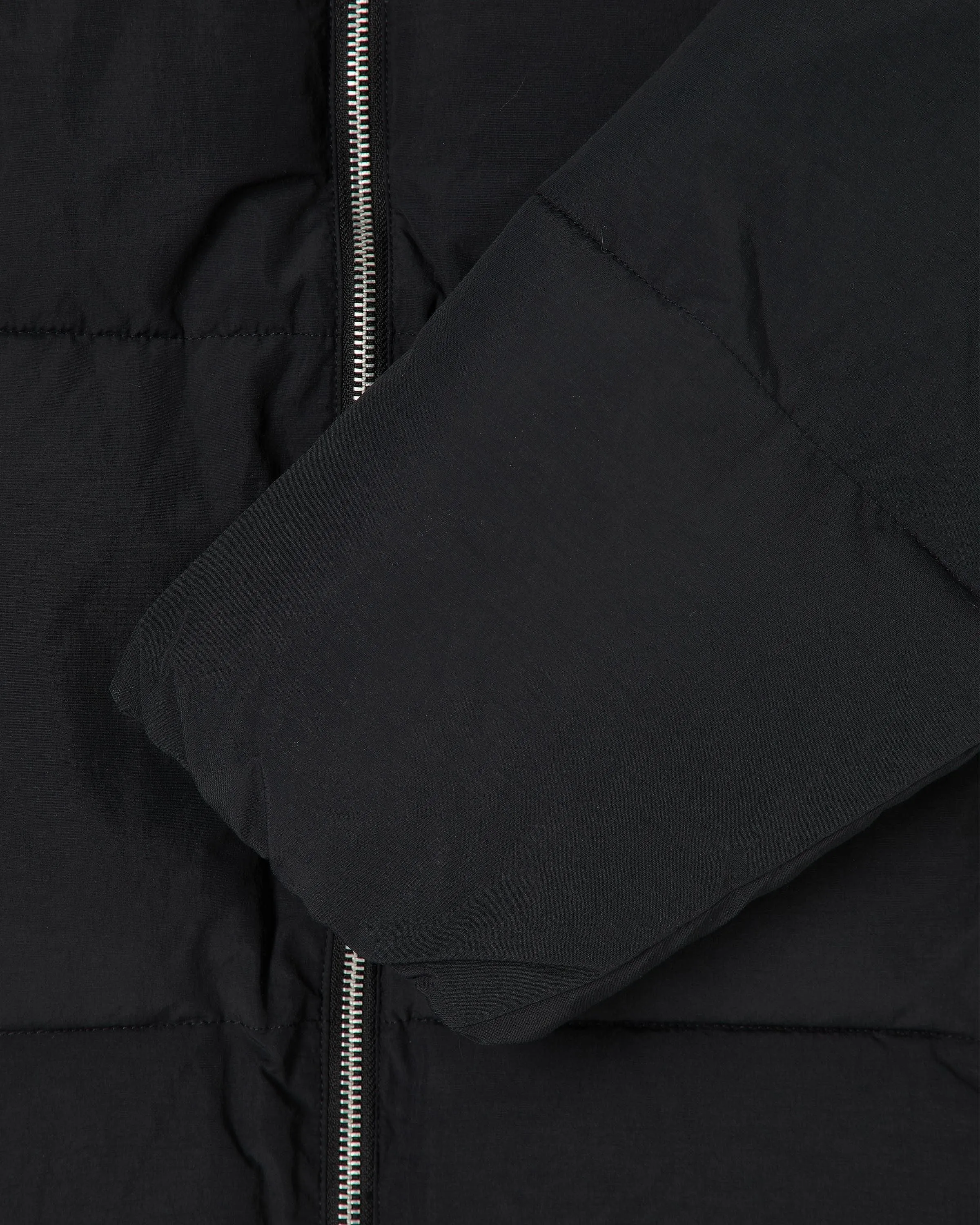 DETACHABLE SLEEVES PUFFER