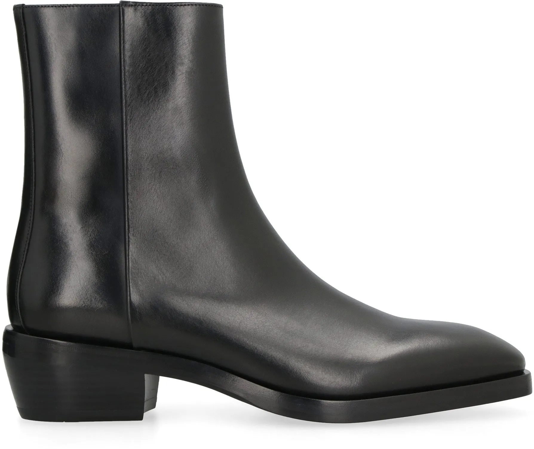 FERRAGAMO Stivaletti in pelle