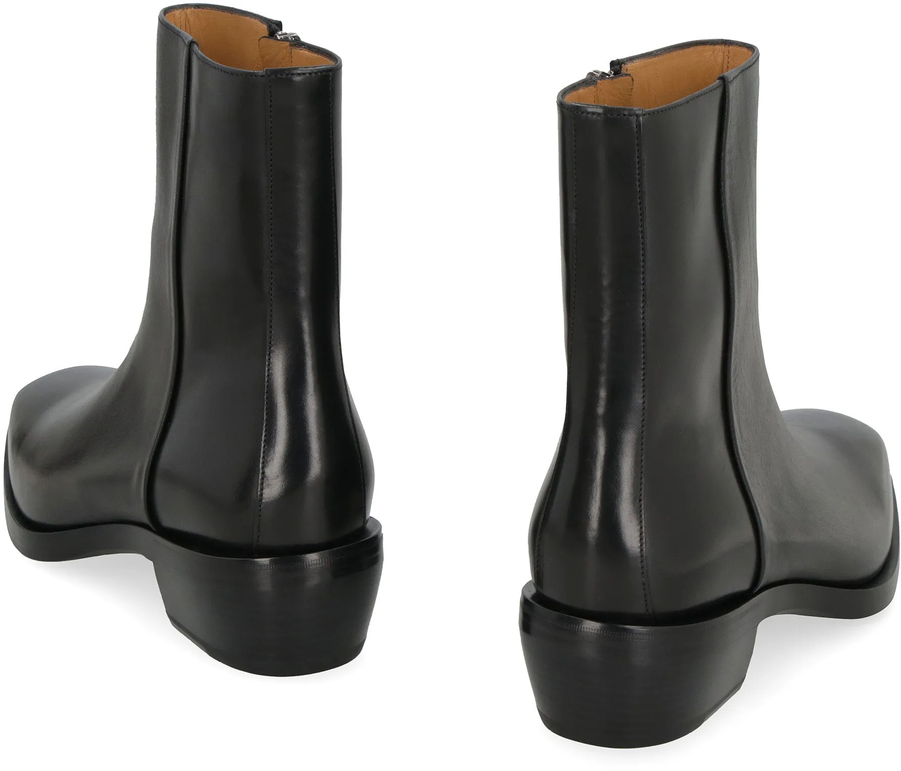 FERRAGAMO Stivaletti in pelle