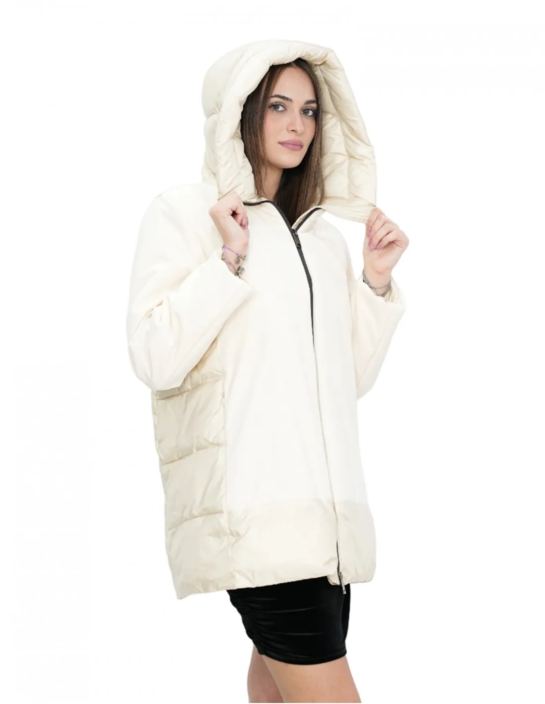 Giacca piumino beige 54 con cappuccio chiusura zip tasche esterne 