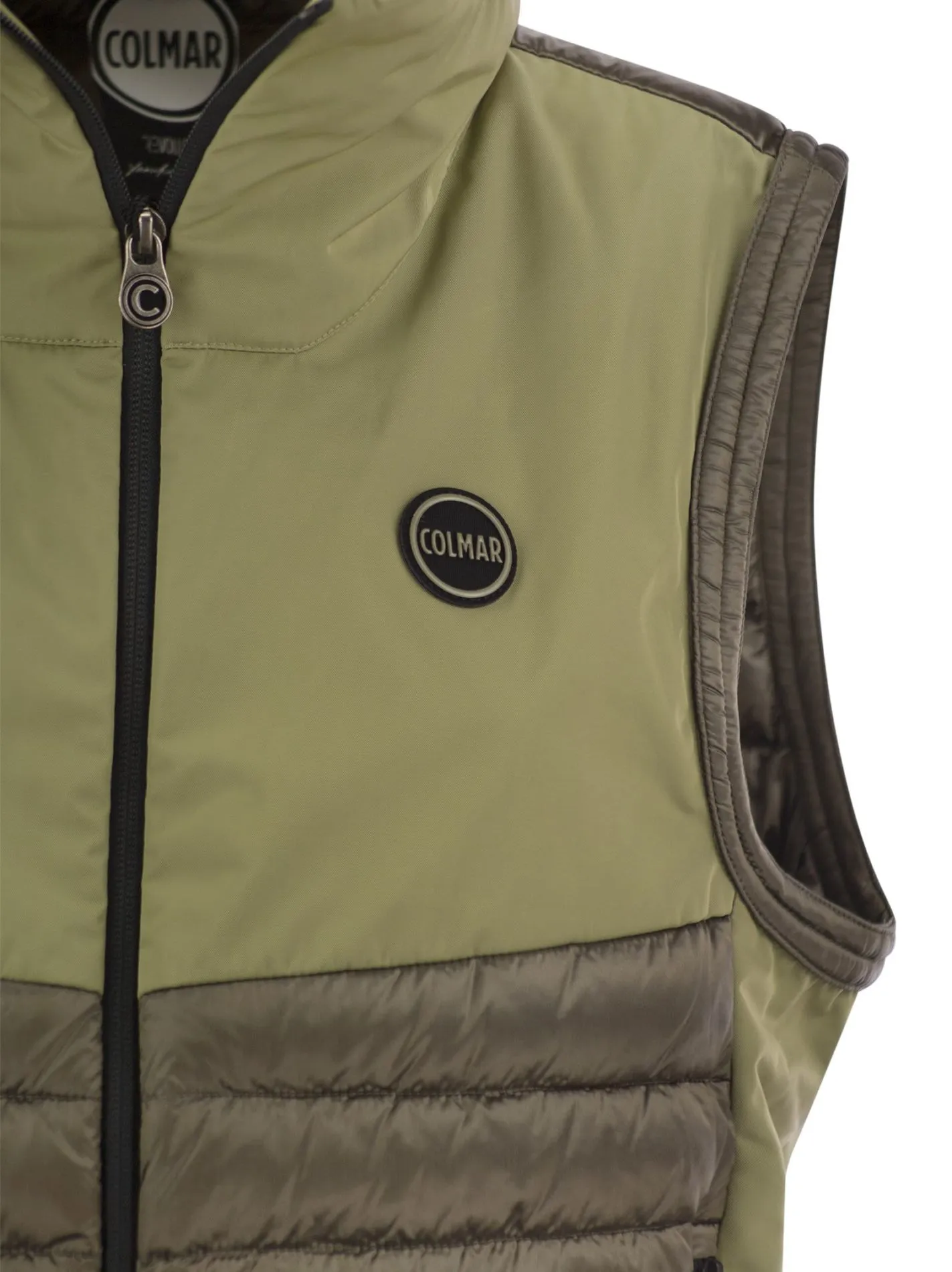 Gilet colorblock in tessuto riciclato