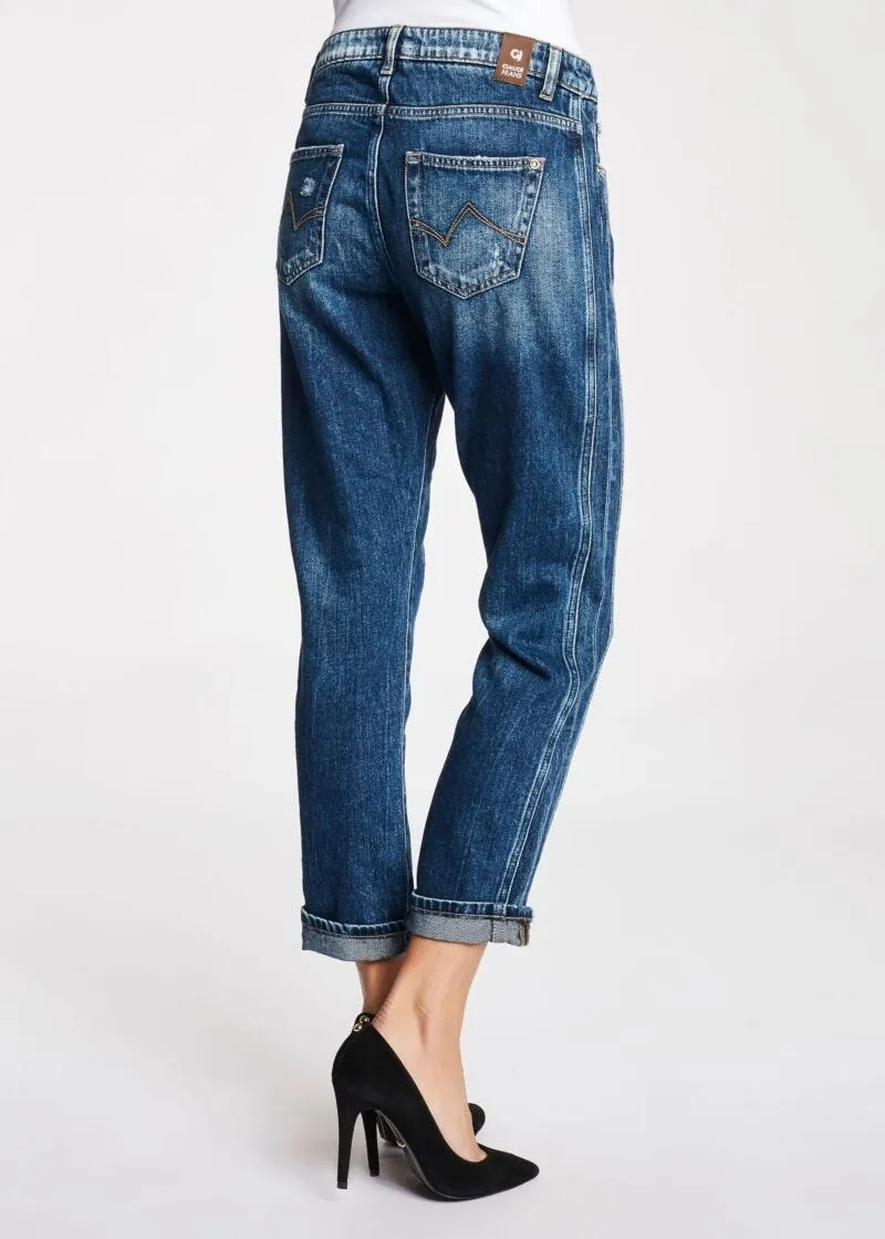 Jeans girlfriend