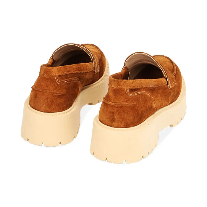 Mocassini cognac in camoscio