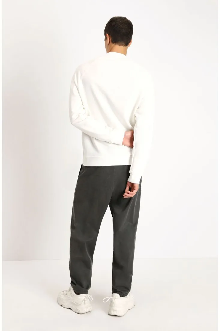 Pantaloni slim con pinces