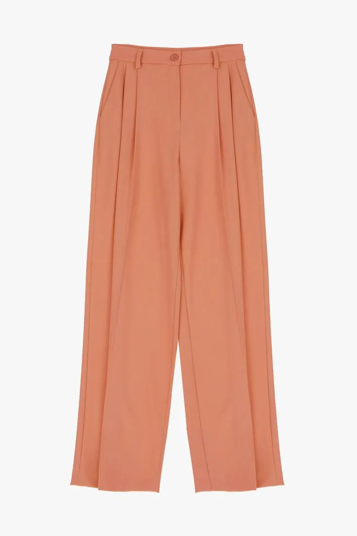 Pantaloni straight monocolour con pinces e piega stirata
