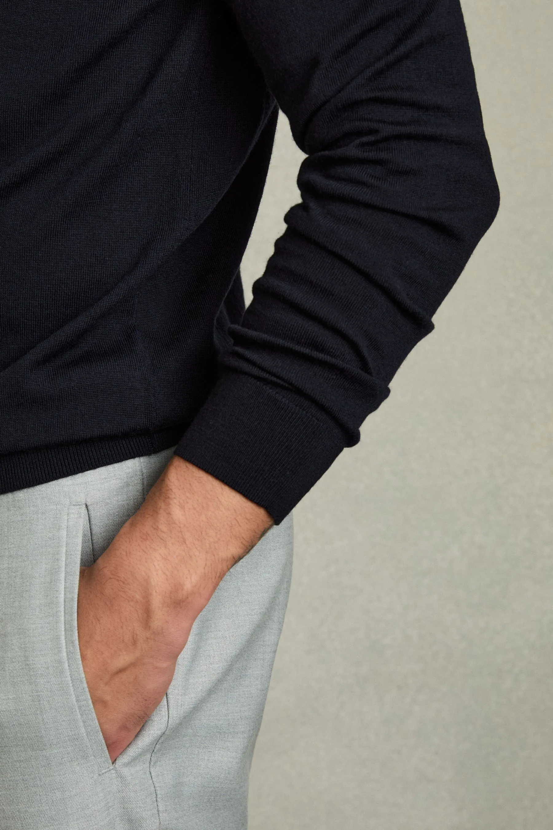 Reiss Holland - Felpa con cappuccio in lana merino e coulisse    