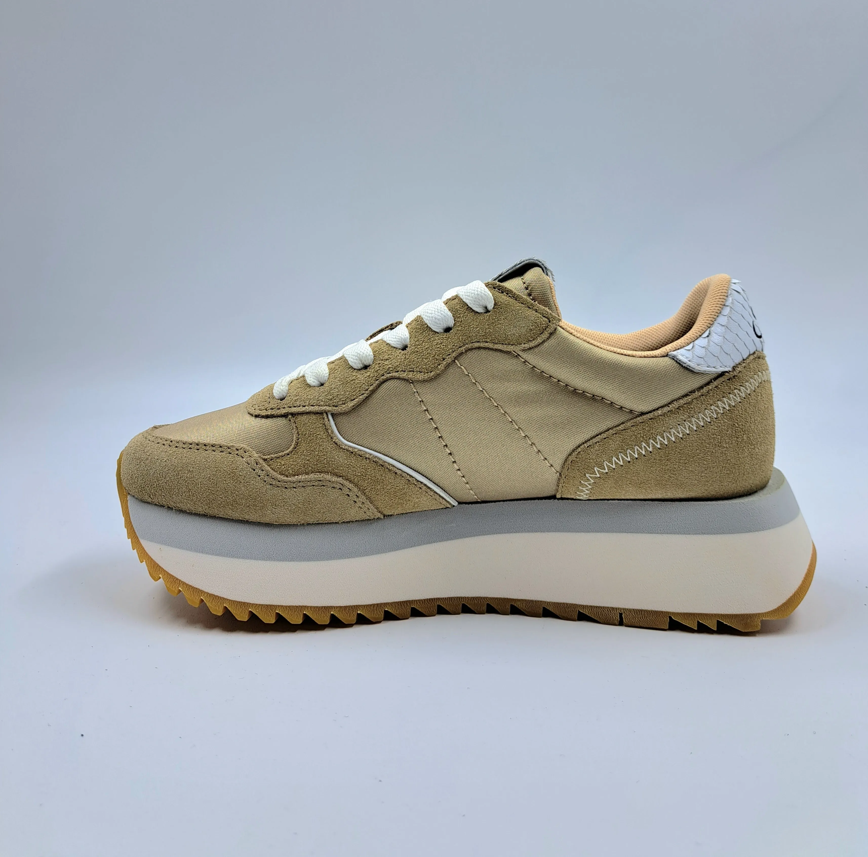 SNEAKERS BIG BRIGHT NYLON ORO