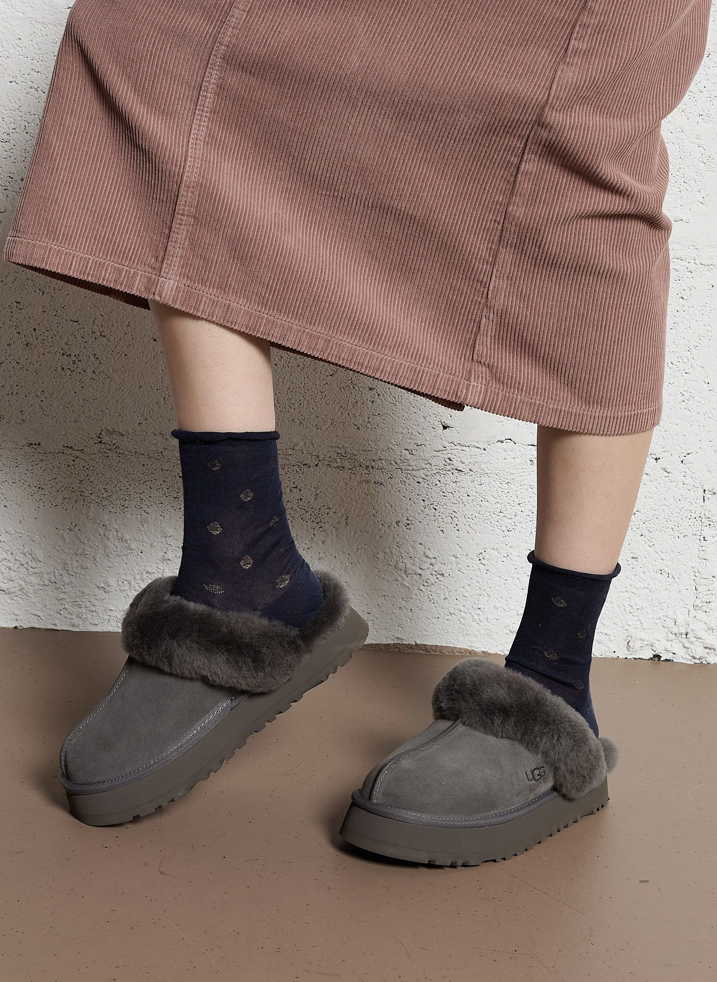 UGG   DISQUETTE - Sabot in pelle | Grigio